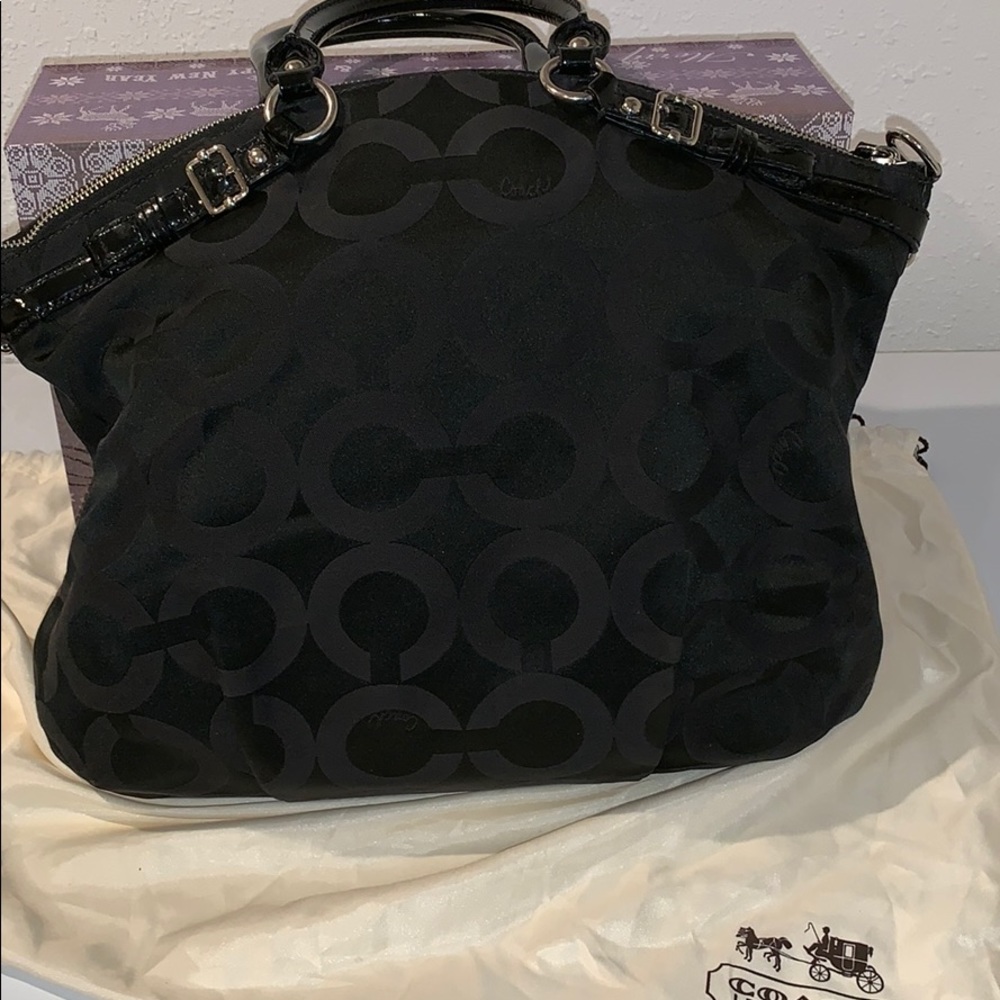 Authentic Coach Purse - Picture 2 of 8